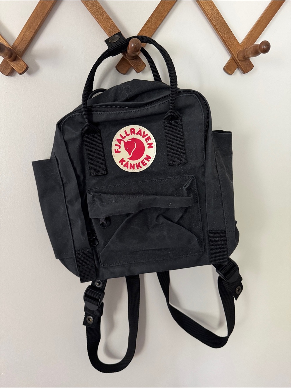Fjallraven Kanken Mini Backpack Black